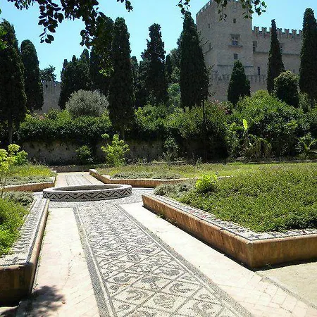 فيلة Grand Maitre Rodos